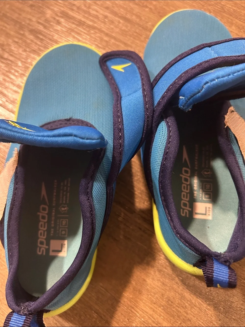 Speedo Kids Blue and Navy Lime-Trim Water Shoes, Size 9/10, Gently Used.